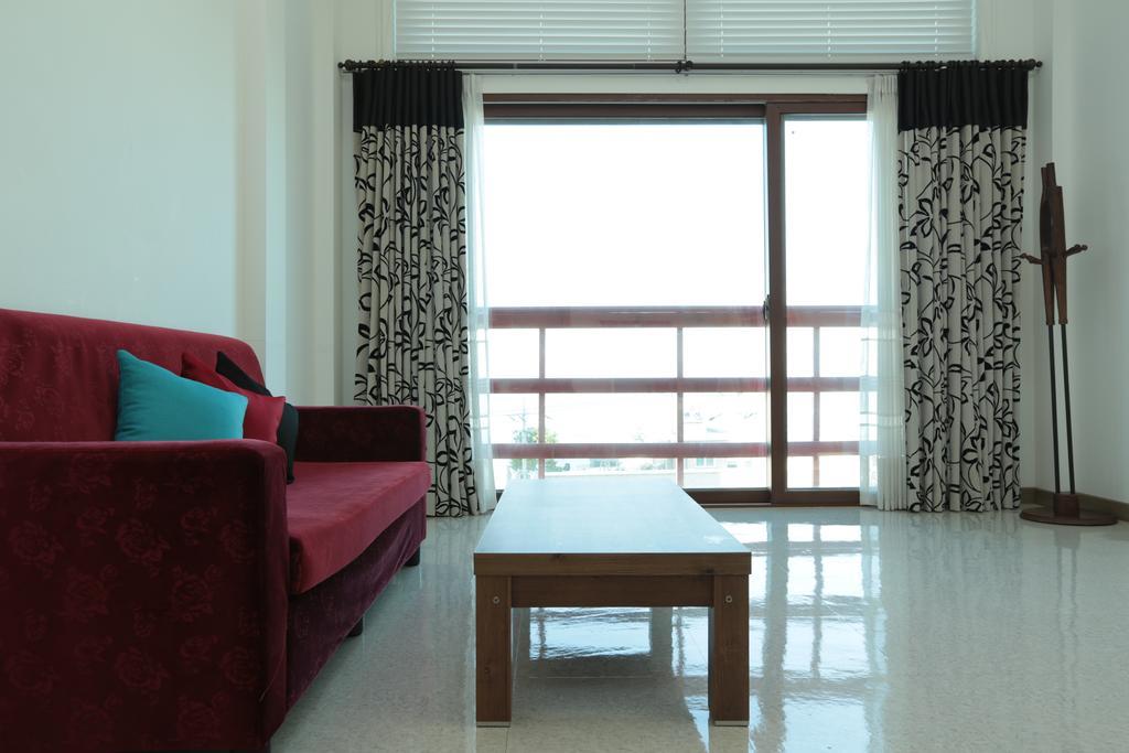 Gangneung Sea View Pension Экстерьер фото