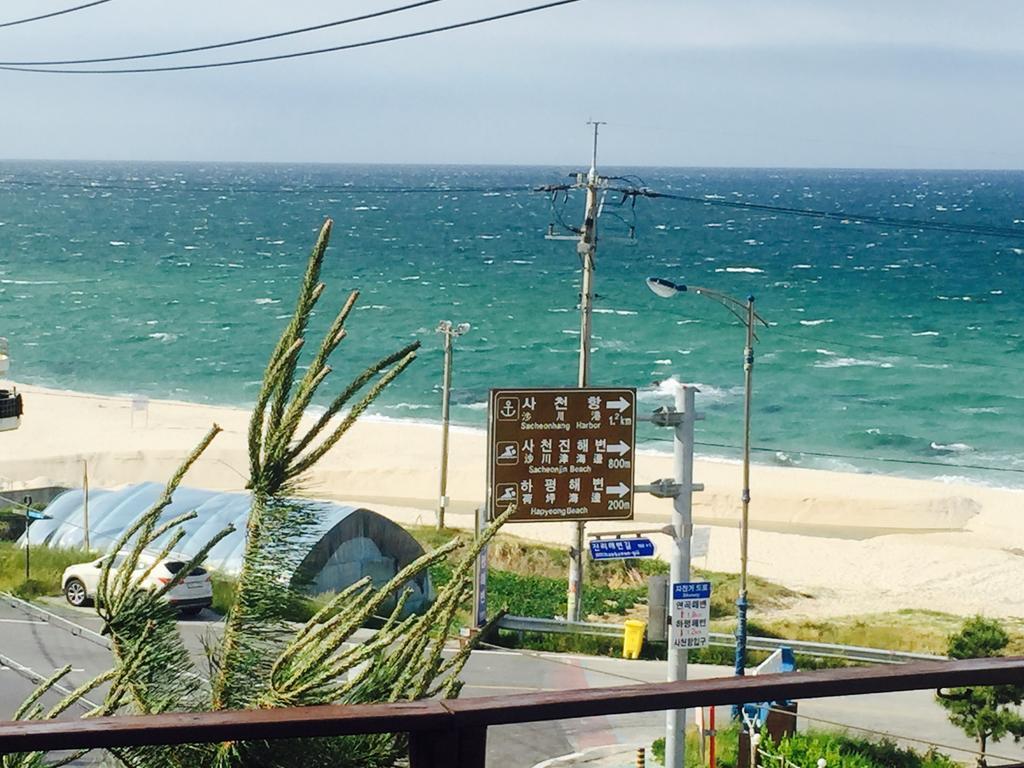 Gangneung Sea View Pension Экстерьер фото